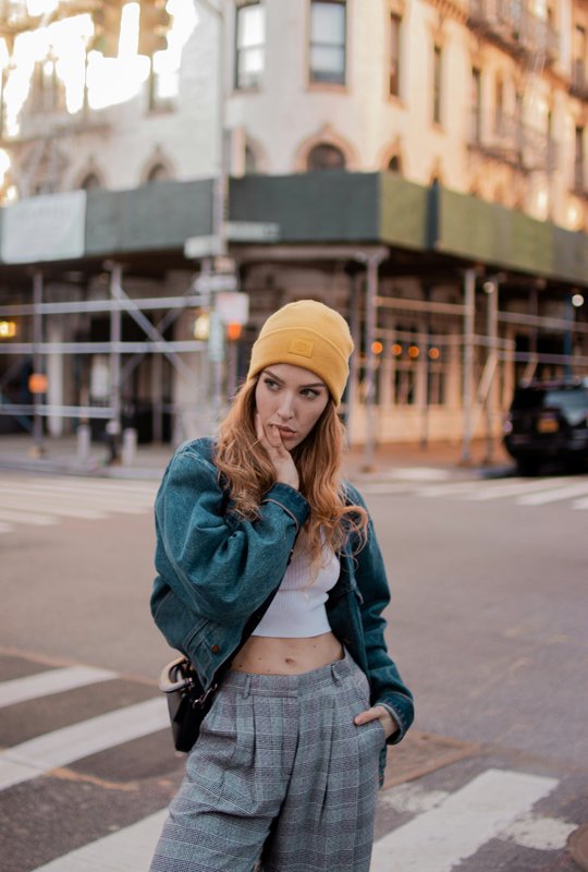 Laura J.